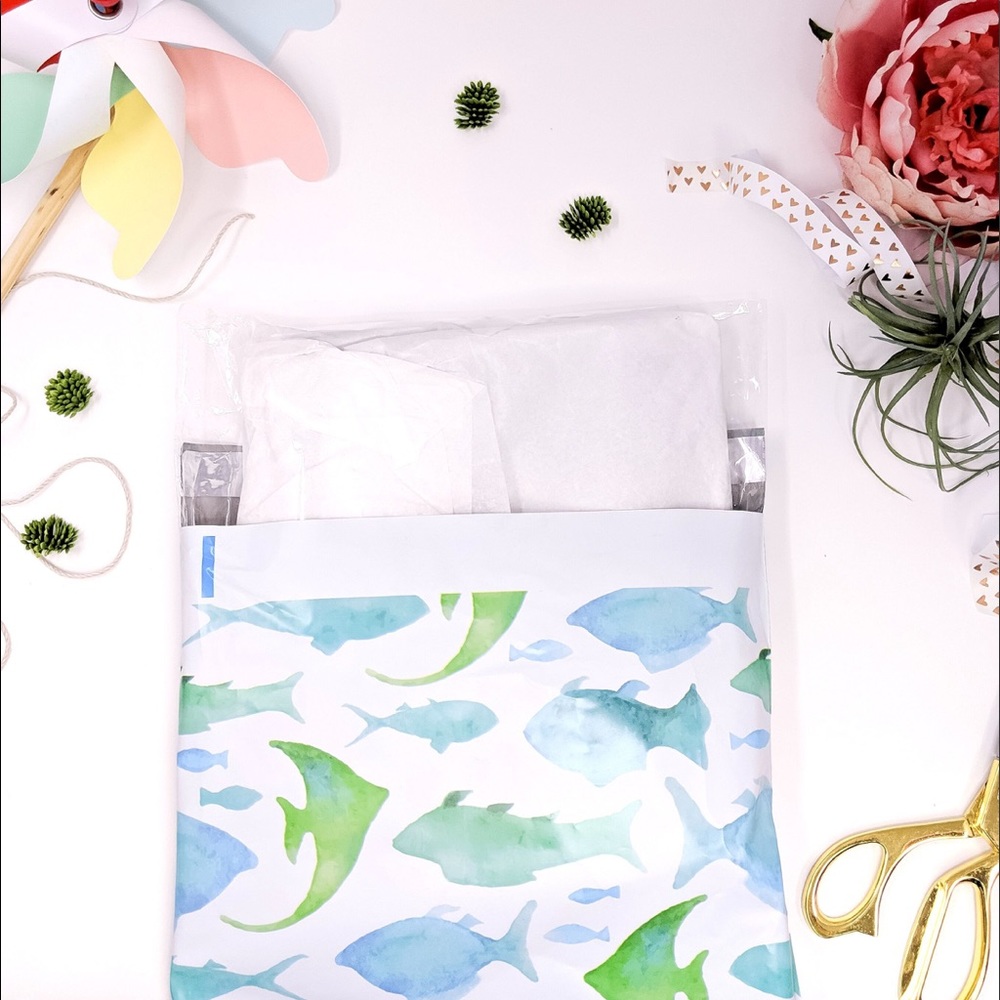 25 10X13 Marine Fish Poly Mailers PRICE IS FIRM - Picture 5 of 7